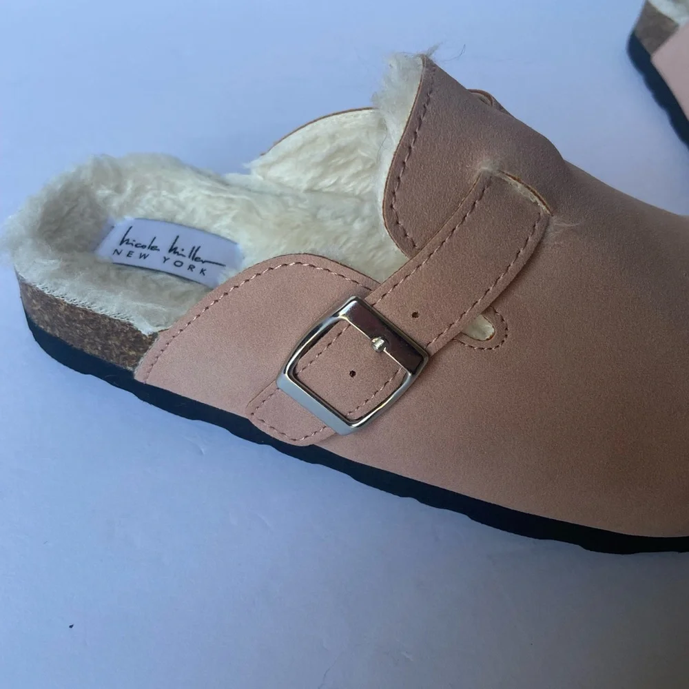 Nicole Miller Blush Pink Faux Fur Clogs Size 2